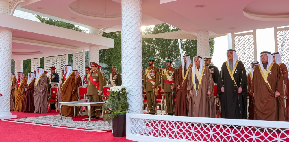 الملك القائد الأعلى للقوات المسلحة يرعى مراسم يوم الشهيد