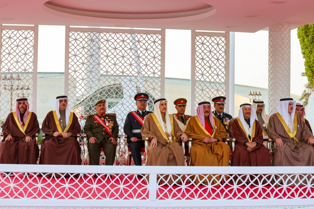 الملك القائد الأعلى للقوات المسلحة يرعى مراسم يوم الشهيد