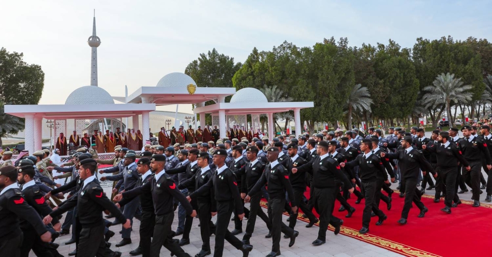 الملك القائد الأعلى للقوات المسلحة يرعى مراسم يوم الشهيد
