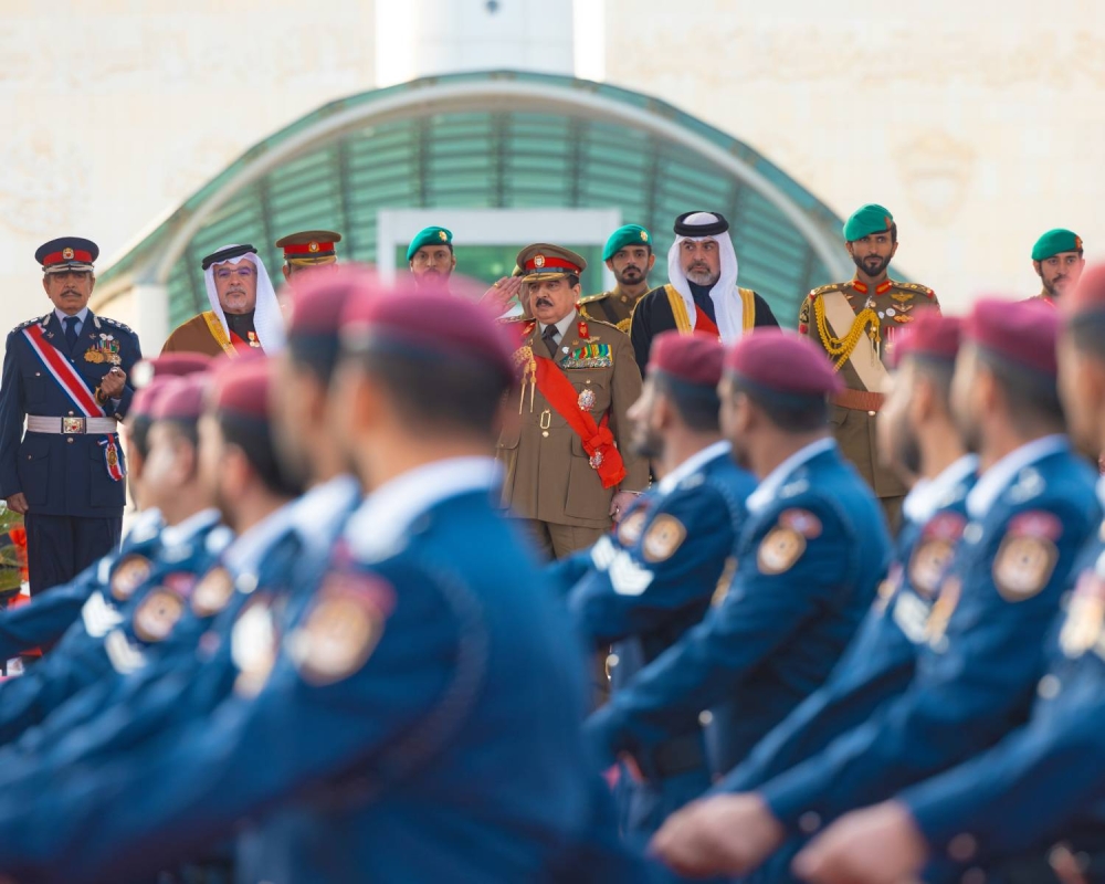 الملك القائد الأعلى للقوات المسلحة يرعى مراسم يوم الشهيد