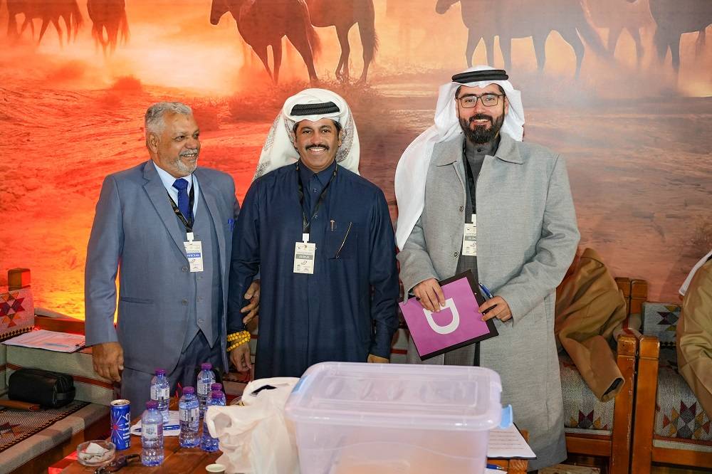 وسط منافسة قوية.. انطلاق بطولة العيد الوطني لجمال الخيل العربية