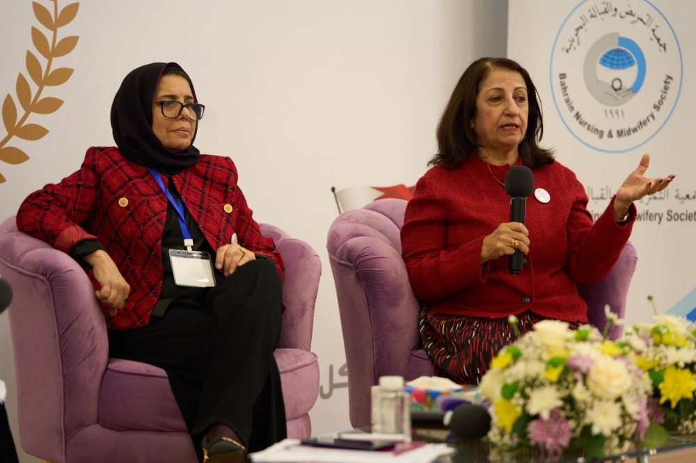 خلال ندوة مشتركة بمناسبة يوم المرأة البحرينية.. تعاون بين &laquo;الملكية للبنات&raquo; و&laquo;التمريض&raquo; لدعم الابتكار في الرعاية الصحية