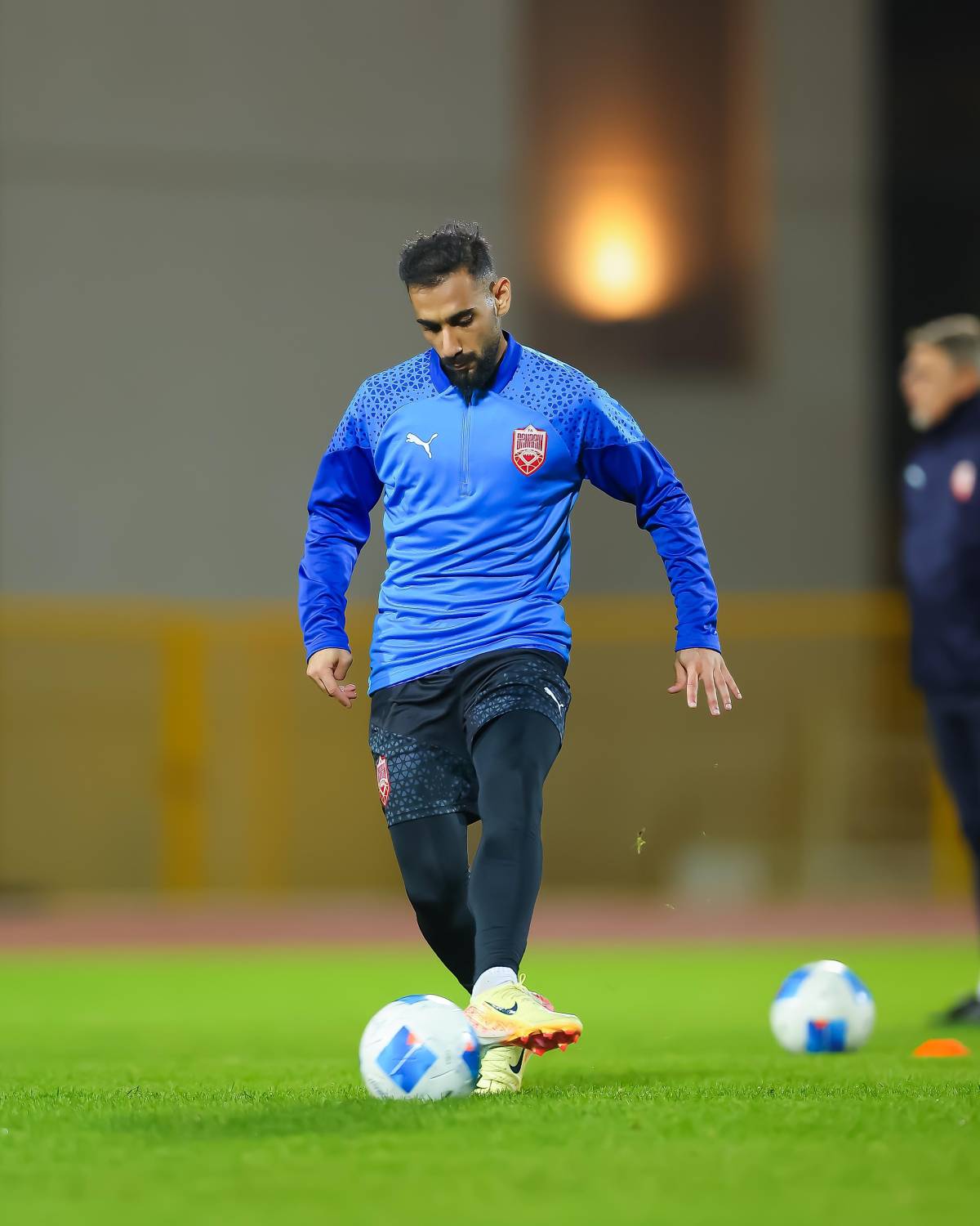 الأحمر يختتم اليوم تحضيراته لمباراة السعودية في "خليجي ٢٦"