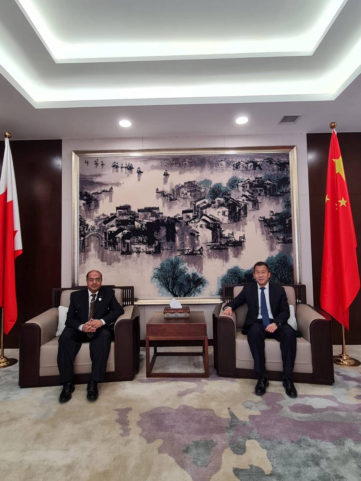 سفير الصين لـ &laquo;الوطن&raquo;: دعوة الملك لعقد مؤتمر دولي للسلام تُعزز الأمن والاستقرار الإقليميين والعالميين