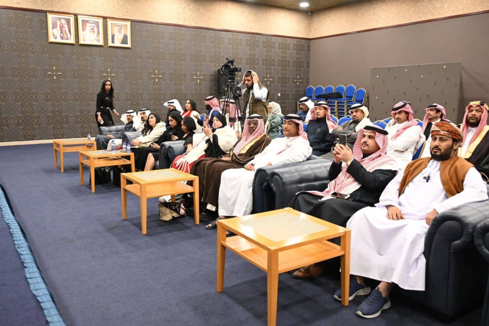 المركز العربي للإعلام الالكتروني يقيم "الأمسية الوطنية الشعرية"