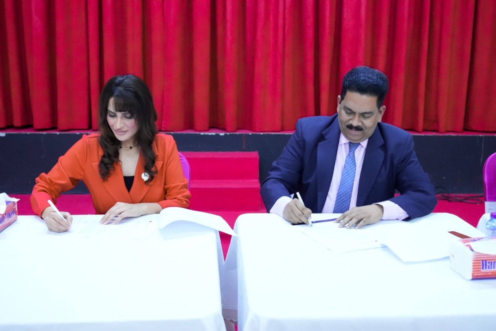 لجنة اليوغا البحرينية توقع مذكرة تفاهم مع شركة أماك بحرين ميديا سيتي