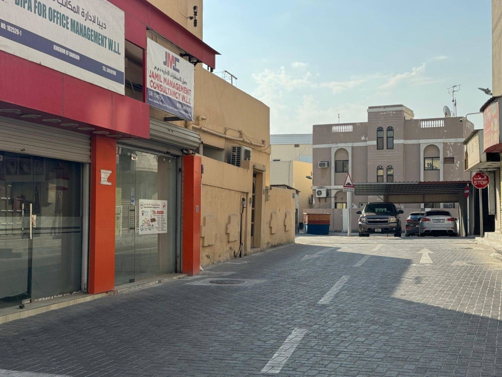 &laquo;الأشغال&raquo;: الانتهاء من أعمال مشروع تطوير عدد من الطرق بمجمعي 423 و421 في جد حفص