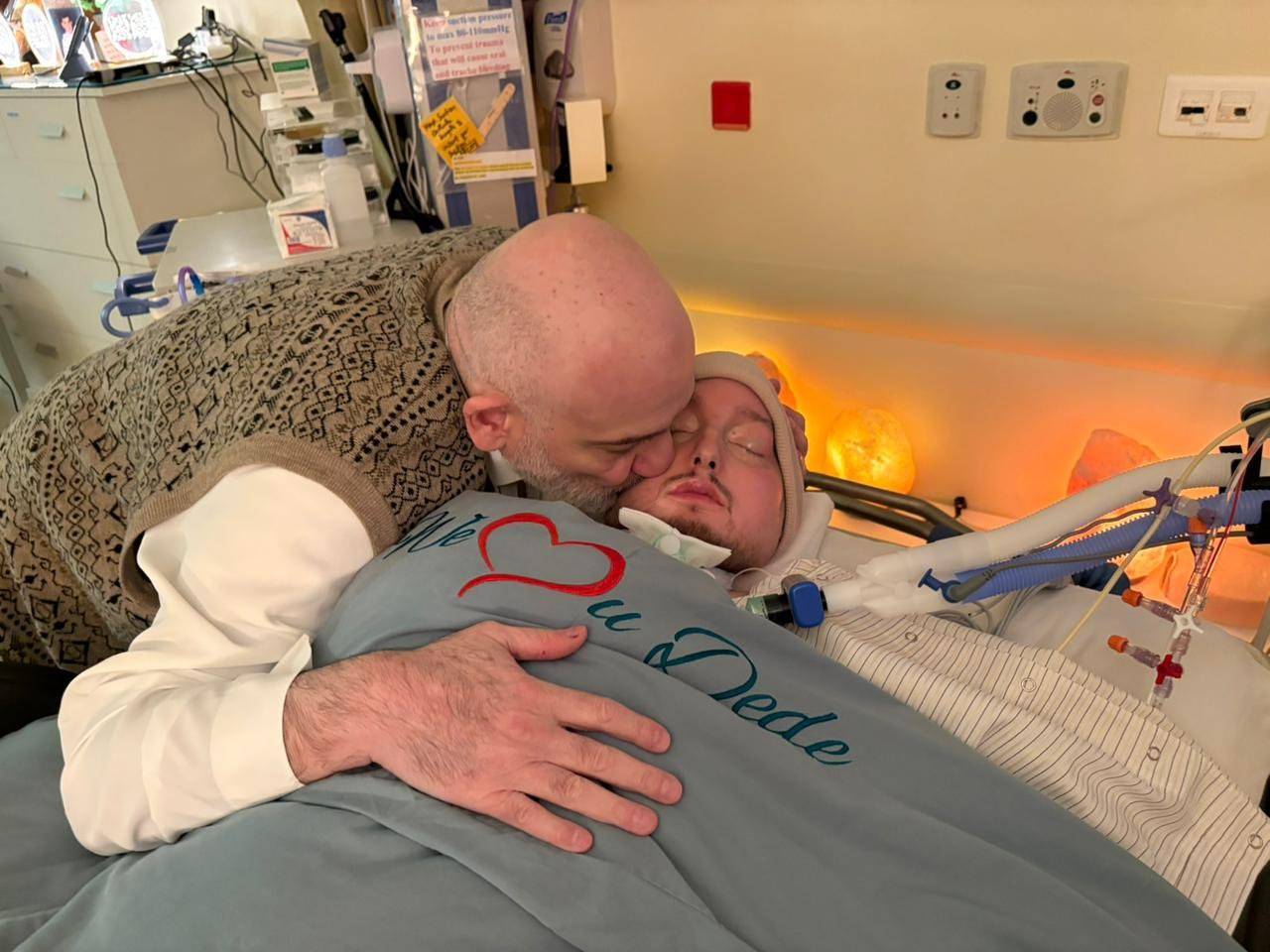 السعودية.. أحدث صور &laquo;الأمير النائم&raquo; بعد غيبوبة لأكثر من 20 عاماً