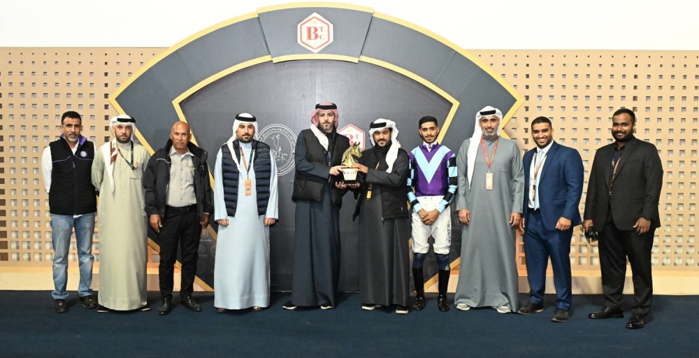 بحضور ناصر بن حمد وعيسى بن سلمان.. انتصارات قوية بأولى كؤوس سباقات الخيل 2025