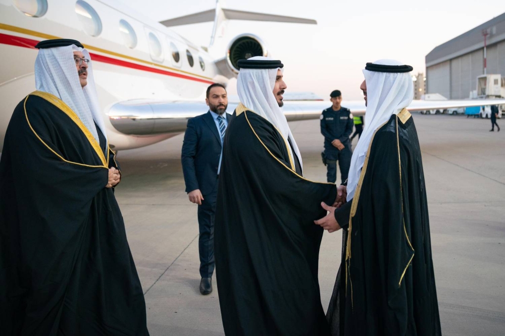 محمد بن سلمان بن حمد آل خليفة يصل دولة الكويت الشقيقة لحضور نهائي بطولة كأس الخليج العربي 26