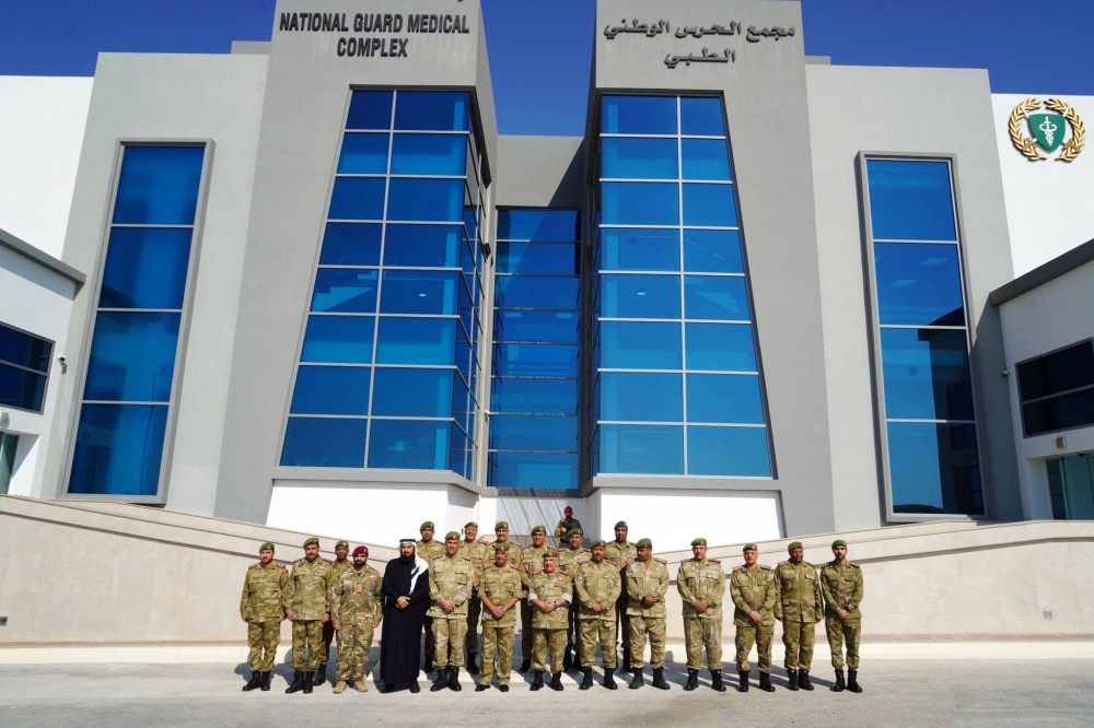 الفريق أول ركن محمد بن عيسى يدشّن المرحلة الثانية لمجمع الحرس الوطني الطبي