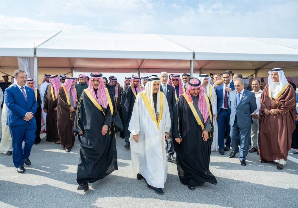 نيابة عن ولي العهد رئيس الوزراء.. خالد بن عبد الله يفتتح شارع المحرق الدائري