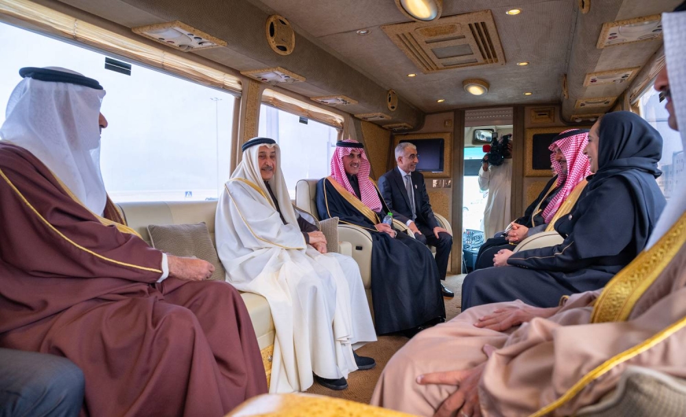 نيابة عن ولي العهد رئيس الوزراء.. خالد بن عبد الله يفتتح شارع المحرق الدائري