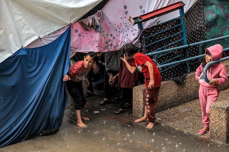 أكثر من 155 ألف شهيد وجريح بغزة منذ بدء العدوان الإسرائيلي والشتاء يفاقم الأزمة