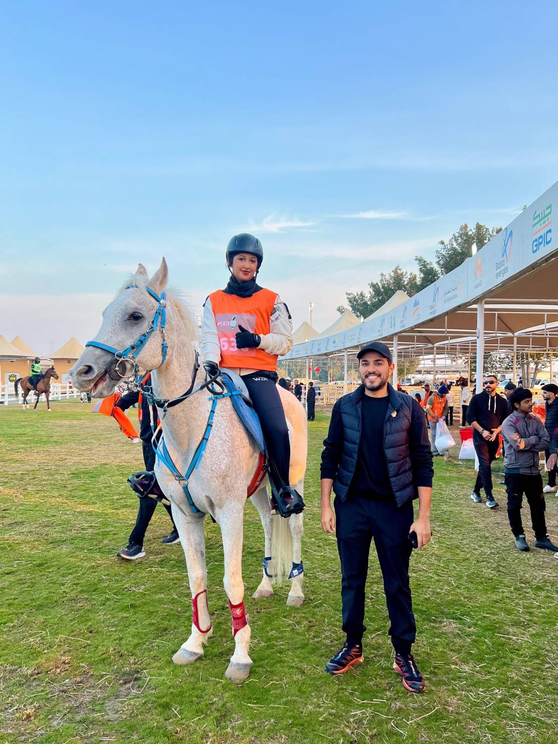 بنات المؤسسة الملكية شيماء والهنوف تشاركان في سباق القدرة