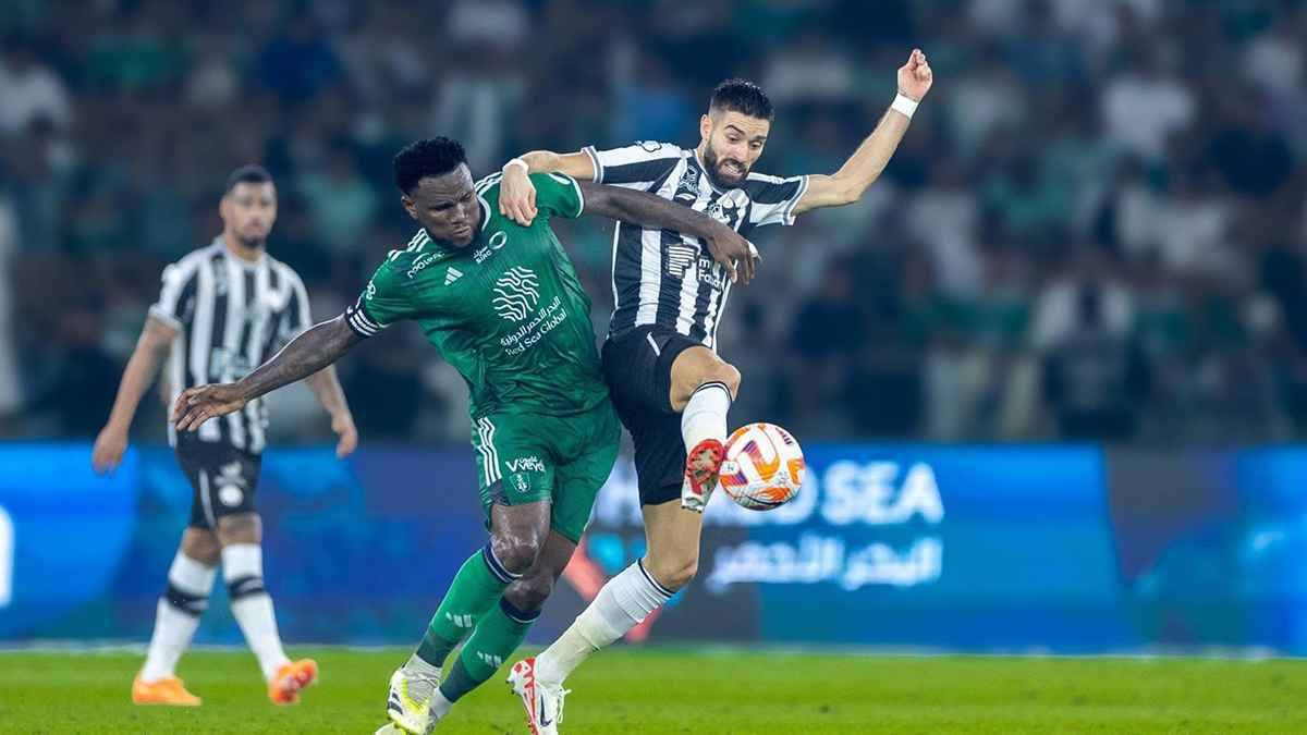 في مباراة حماسية.. الأهلي يفوز على الشباب في الدوري السعودي