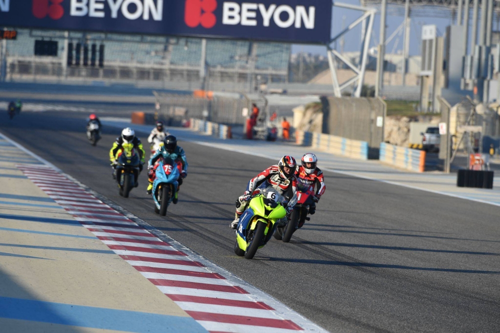 معاذ الزهراوي يتألق في رابع جولات يوم السباقات الوطنية في حلبة البحرين الدولية