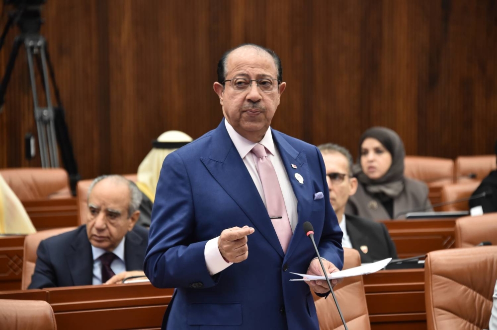 الشورى يوافق على إزالة الازدواج الضريبي بين البحرين والإمارات