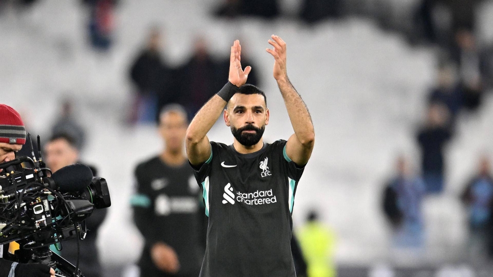 هل اقترب محمد صلاح من الانتقال للهلال السعودي؟