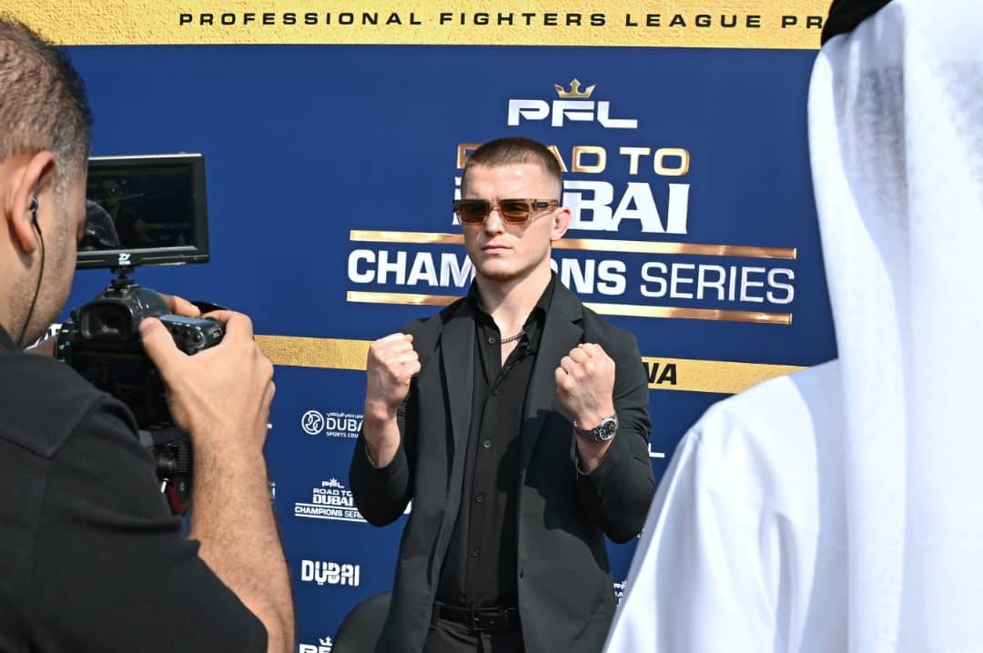 بول هيوز: النزال الرئيسي سيكون حدثاً تاريخياً