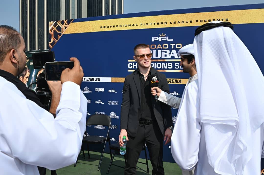 بول هيوز: النزال الرئيسي سيكون حدثاً تاريخياً