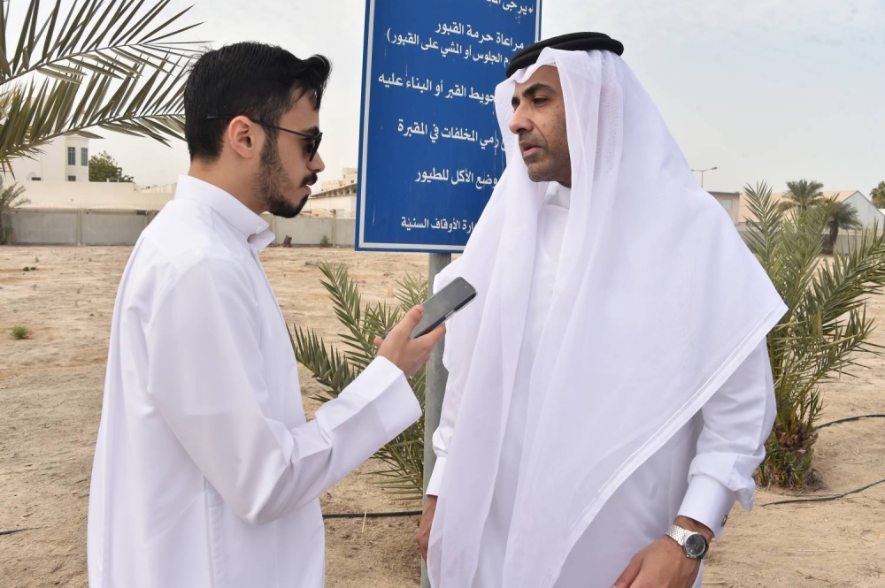 مسؤولون وأطباء ومواطنون يودعون الراحل د. إبراهيم السندي