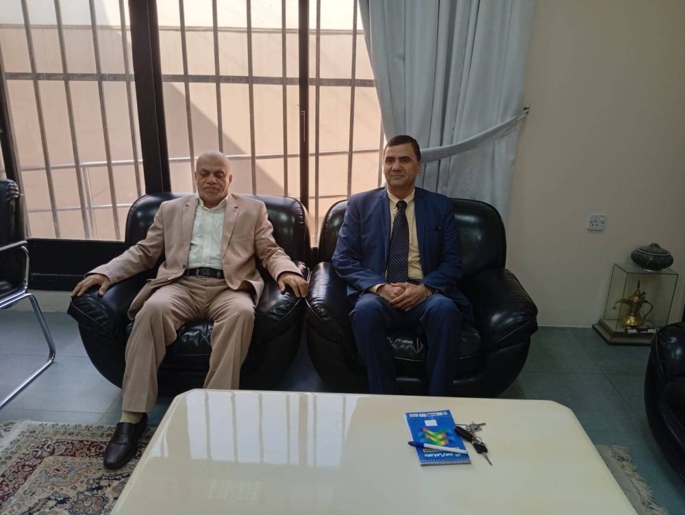 رئيس &laquo;الصداقة للمكفوفين&raquo; يروي مسيرته لـ&laquo;الوطن&raquo;.. حسين الحليبي: تجربتي ابنة هذا الوطن.. وبمثابرتي أكملت دراستي الجامعية