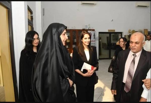 رئيس &laquo;الصداقة للمكفوفين&raquo; يروي مسيرته لـ&laquo;الوطن&raquo;.. حسين الحليبي: تجربتي ابنة هذا الوطن.. وبمثابرتي أكملت دراستي الجامعية