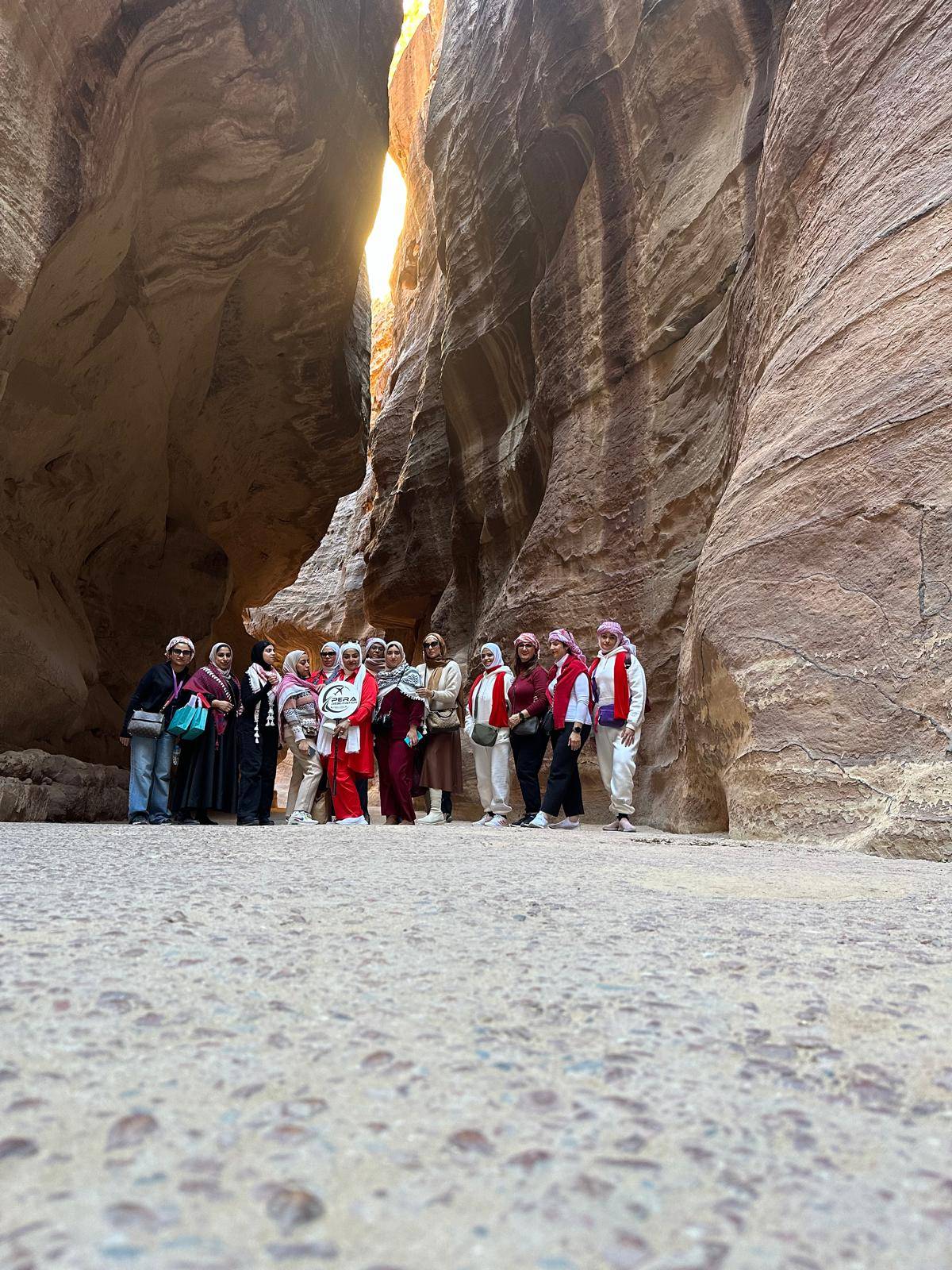 800 دينار إنفاق الشخص .. رحلات سياحية نسائية لـ&laquo;تطوير الذات&raquo; وأمهات يُشجعن بناتهن للسفر بمفردهن