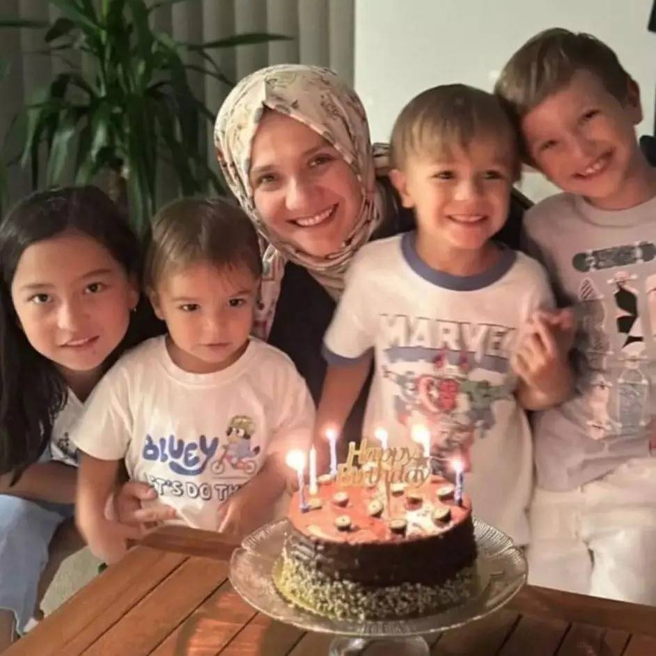 بعد &laquo;مكالمة وداع&raquo;.. مصرع عائلة من 14 شخصاً إثر حريق الفندق في تركيا