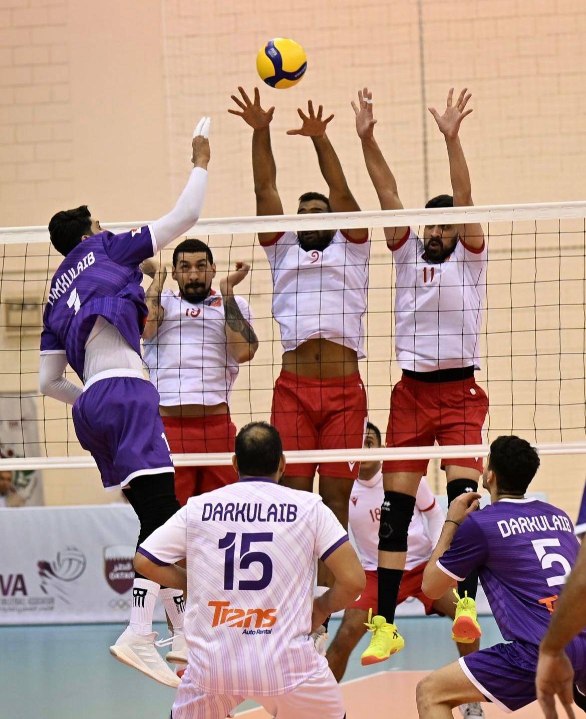 داركليب يهزم الكويت في عربية أندية الطائرة