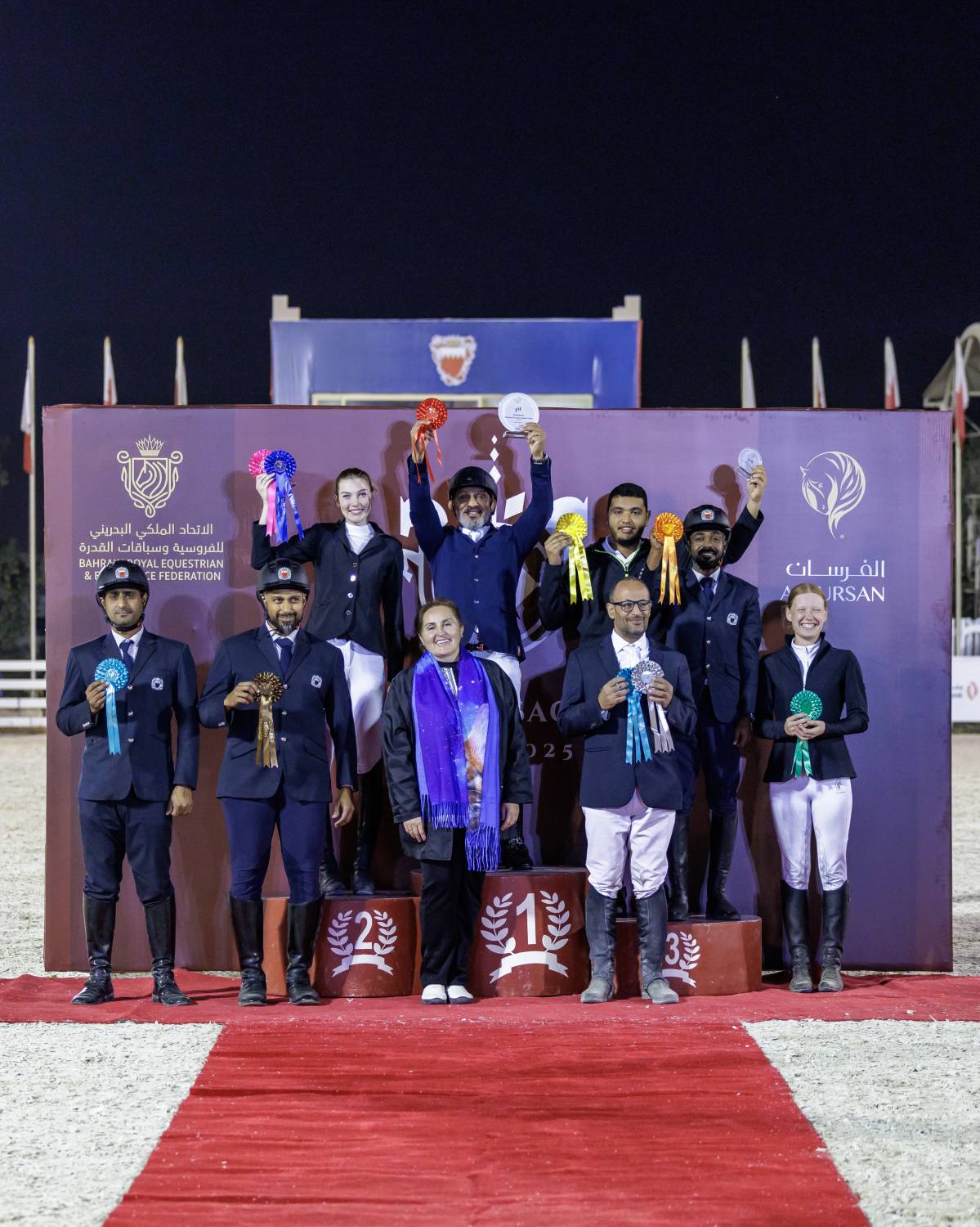 مشاركة واسعة ومنافسة قوية في بطولة الفرسان لترويض الجياد