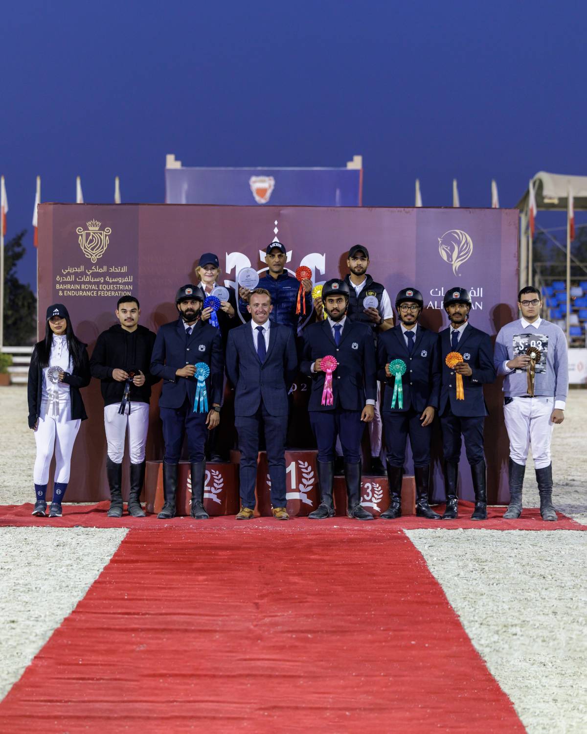 مشاركة واسعة ومنافسة قوية في بطولة الفرسان لترويض الجياد