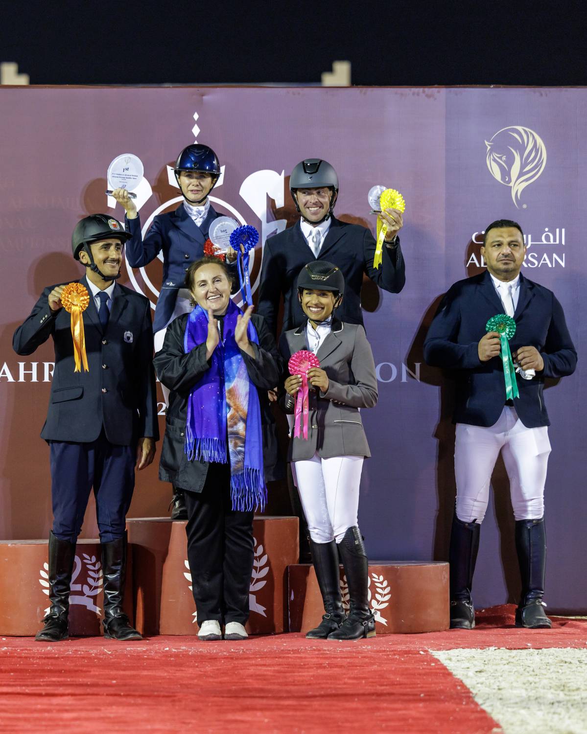 مشاركة واسعة ومنافسة قوية في بطولة الفرسان لترويض الجياد