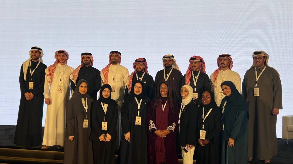 المحامي حسين علي يقود وفد البحرين في القمة الشبابية الخليجية بالدوحة