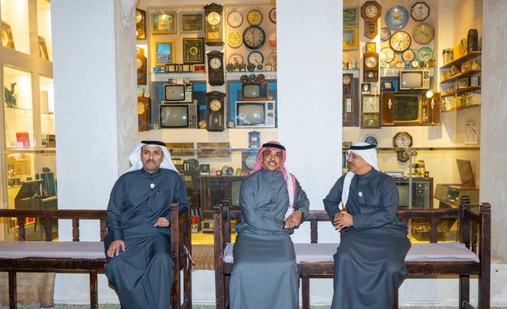 وزير الإعلام بالمملكة العربية السعودية يزور موقع مسار اللؤلؤ