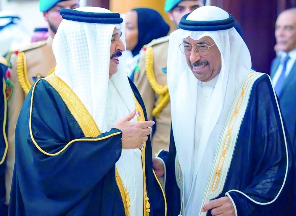 روى قصة 5 عقود من الشعر والفولكلور.. علي خليفة: حكايات الوالد عن البحر ومواويل الأم الينبوع الأول لموهبتي الشعرية