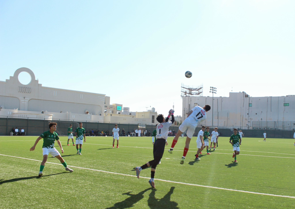 مدرسة الرفاع الشرقي تخطو لنهائي بطولة ناصر بن حمد لكرة القدم للمدارس الثانوية