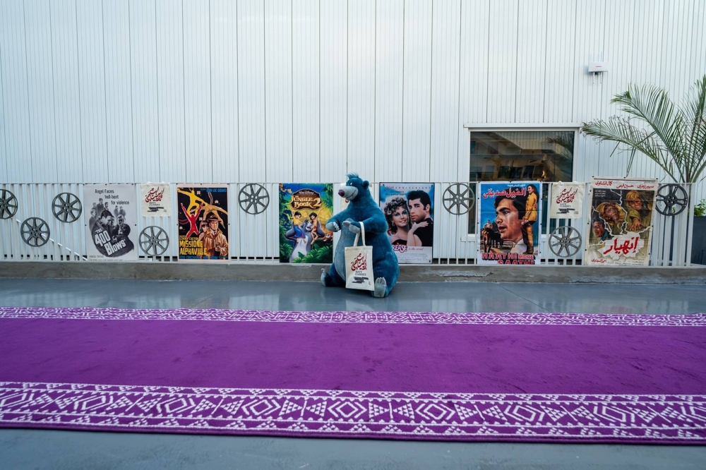 احتفالًا بتاريخ السينما في جدة .. فن جميل وهيئة الأفلام السعودية تتعاونان لتقديم سلسلة من العروض الخارجية في حي جميل