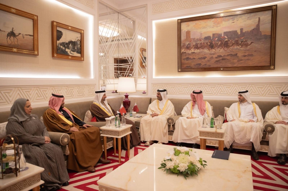 وزير الصناعة والتجارة يشارك في أعمال اجتماع اللجنة العليا الخامس للشراكة الصناعية التكاملية المقامة في الدوحة