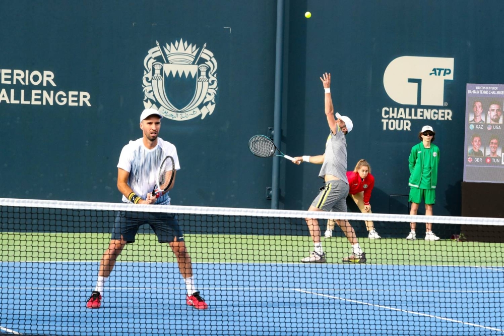 مواجهات قوية وأجواء حماسية في اليوم الثاني من بطولة وزارة الداخلية ATP تشالنجر للتنس