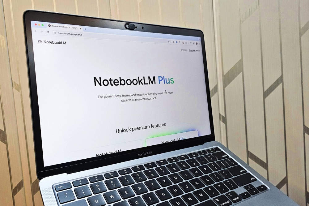 جوجل تطلق Notebook LM Plus لدعم التعليم والتدوين بتقنية الذكاء الاصطناعي