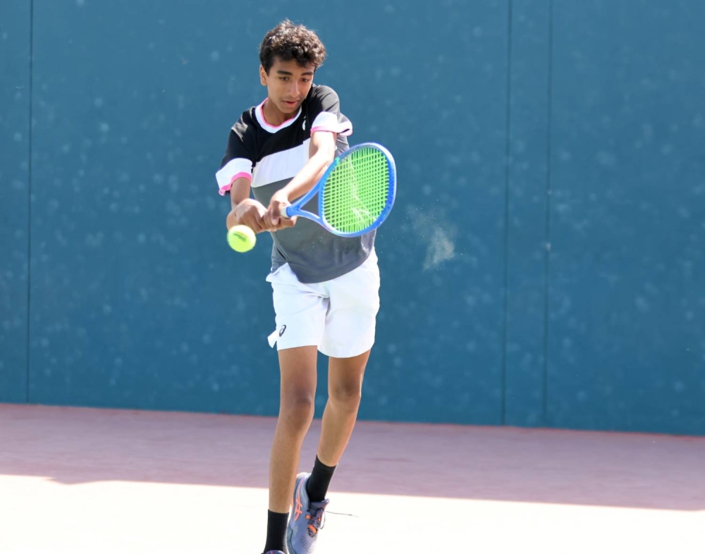 اللبناني بيدان يفجر مفاجأة مدوية ويقصي حامل اللقب من الدور الأول