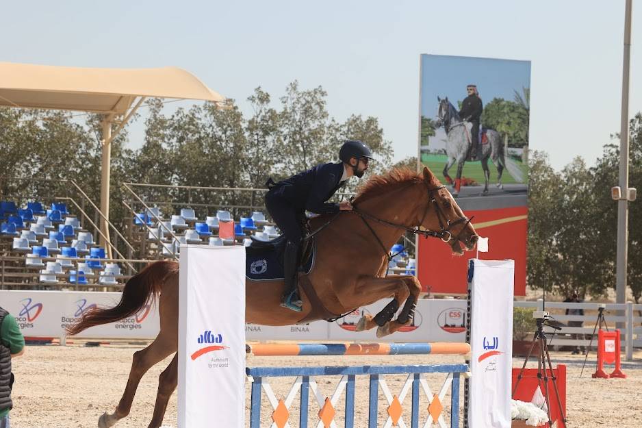 استعدادات مكثفة لانطلاق بطولة ناصر بن حمد الدولية لقفز الحواجز