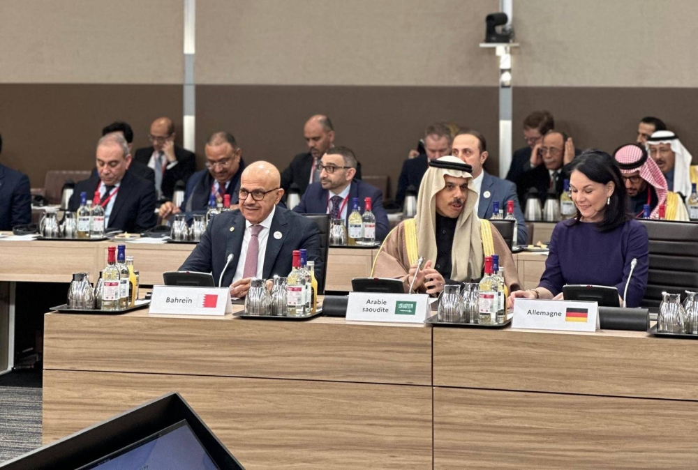 وزير الخارجية يشارك في مؤتمر باريس بشأن سوريا