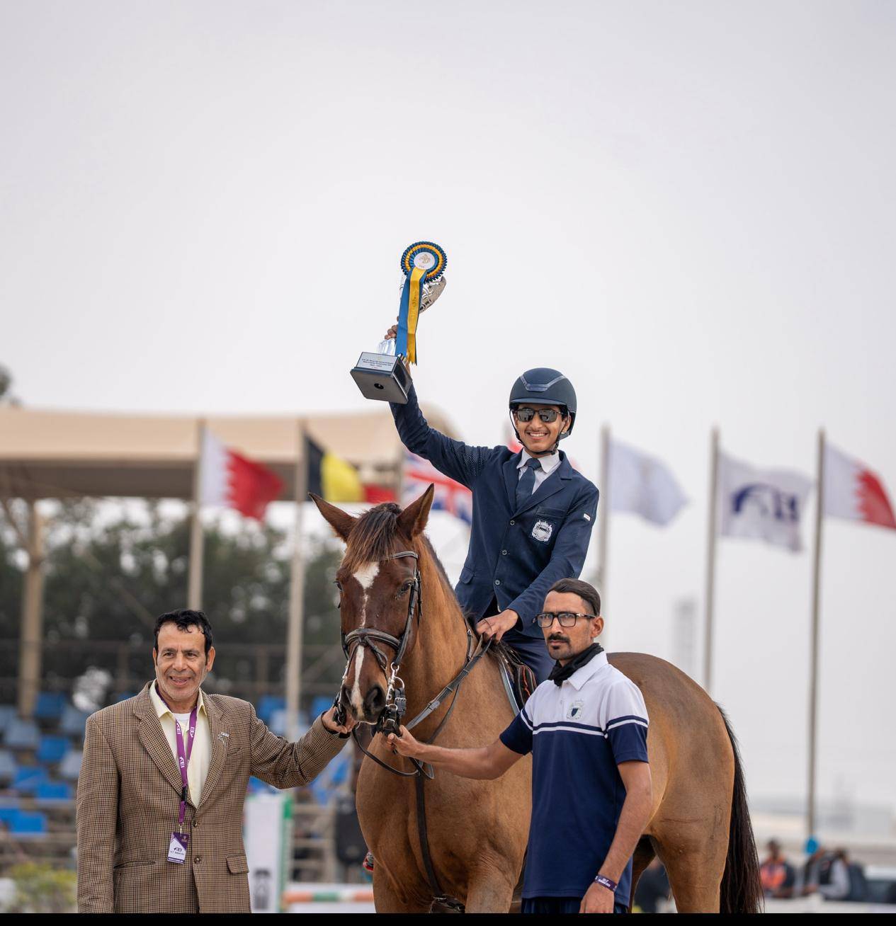 فريق وزارة الداخلية يواصل تحقيق المراكز الأولى في بطولة ناصر بن حمد الدولية ذو النجمتين لقفز الحواجز