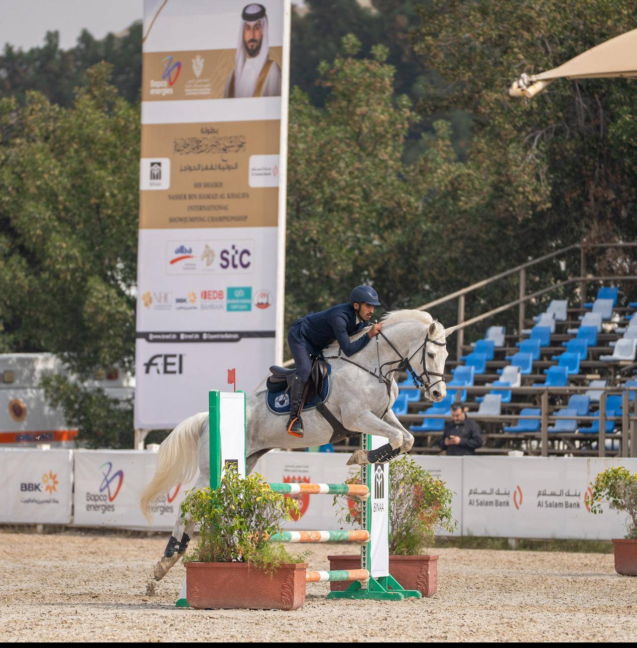 فريق وزارة الداخلية يواصل تحقيق المراكز الأولى في بطولة ناصر بن حمد الدولية ذو النجمتين لقفز الحواجز