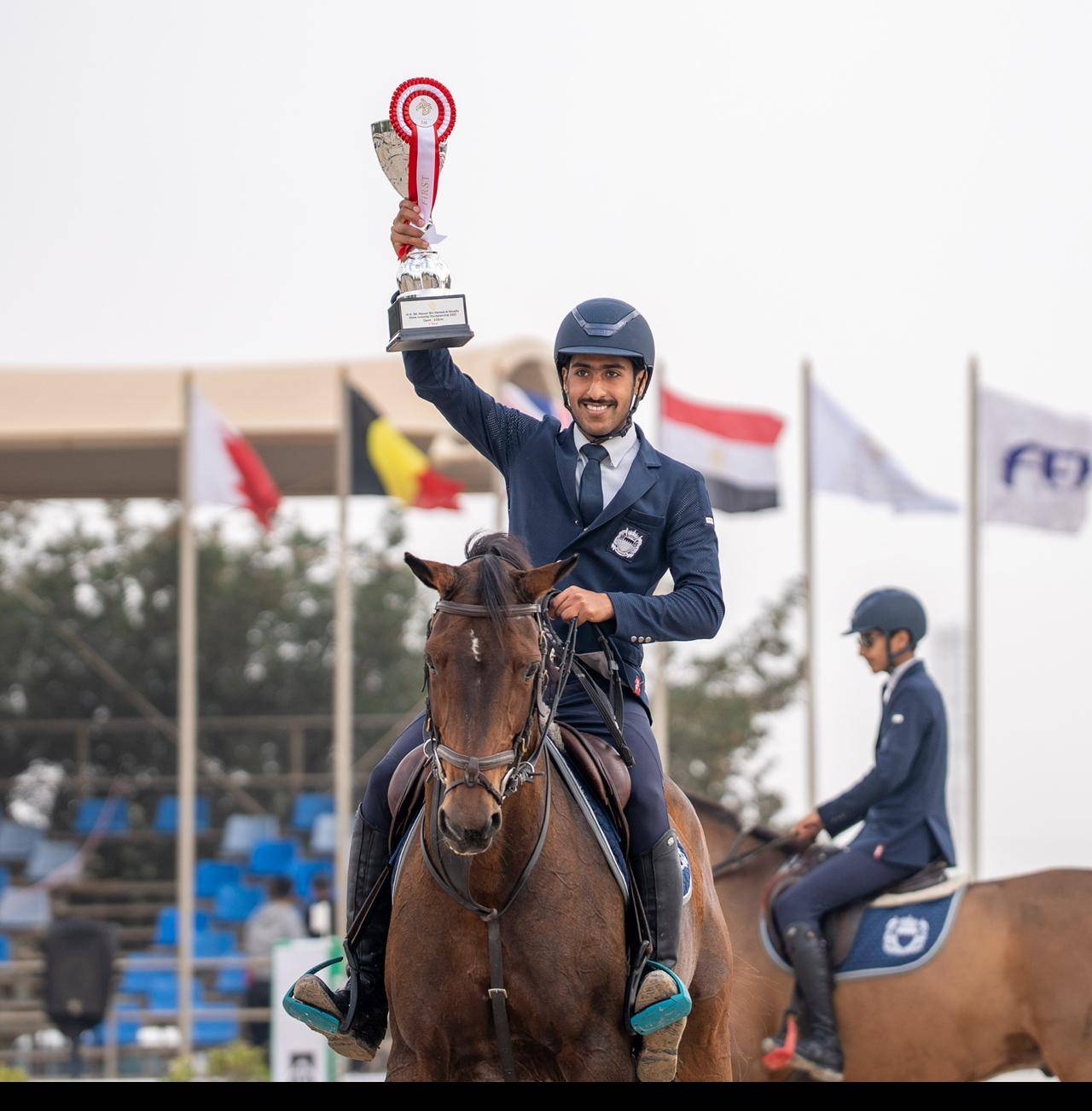 فريق وزارة الداخلية يواصل تحقيق المراكز الأولى في بطولة ناصر بن حمد الدولية ذو النجمتين لقفز الحواجز