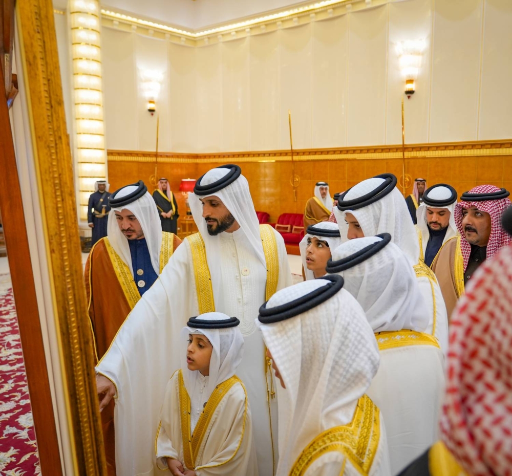 الملك يستقبل المدير العام لمجلس العائلة المالكة