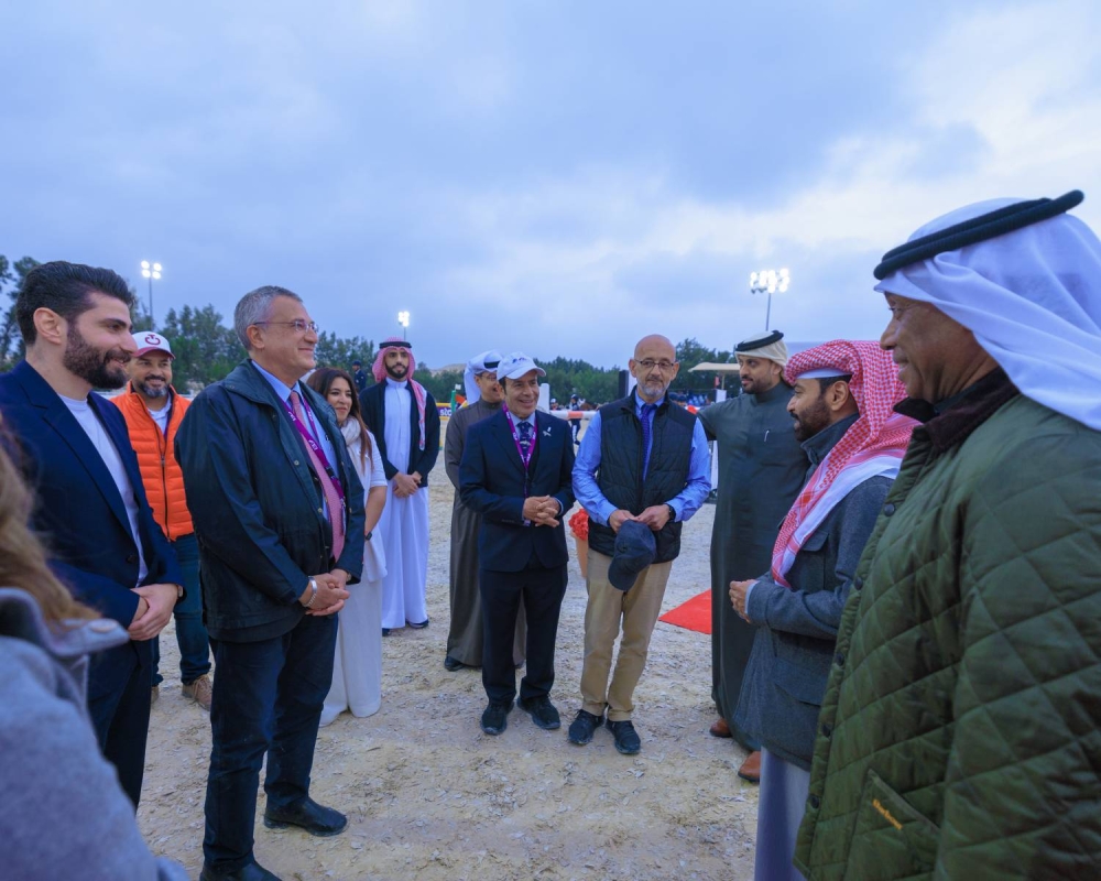 نيابة عن ناصر بن حمد.. فيصل بن راشد يتوج أبطال بطولة ناصر بن حمد الدولية لقفز الحواجز